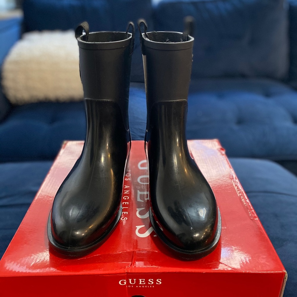 Guess Rain Boots